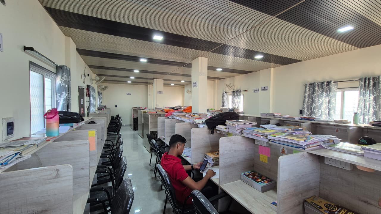 Yashashree Abhyasika the best study room in Satara
